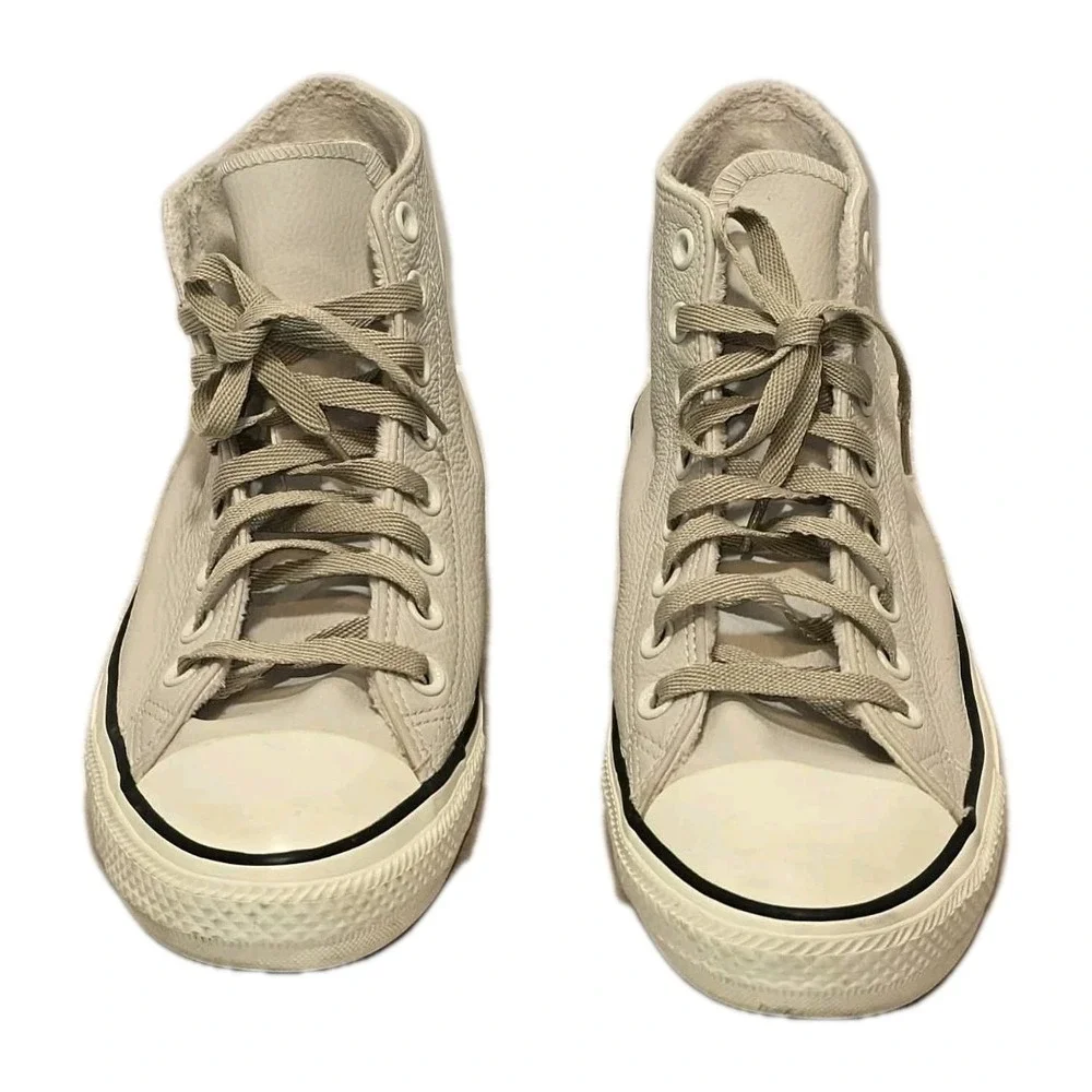 Converse Chuck Taylor All Star Leather Hi Top GUC Men 8 Women 10‎ 🤍